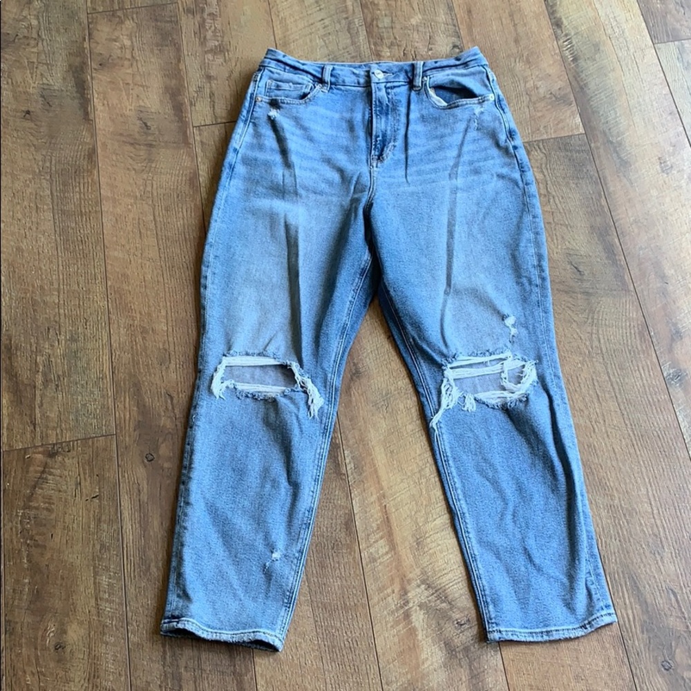 American Eagle curvy mom jeans!